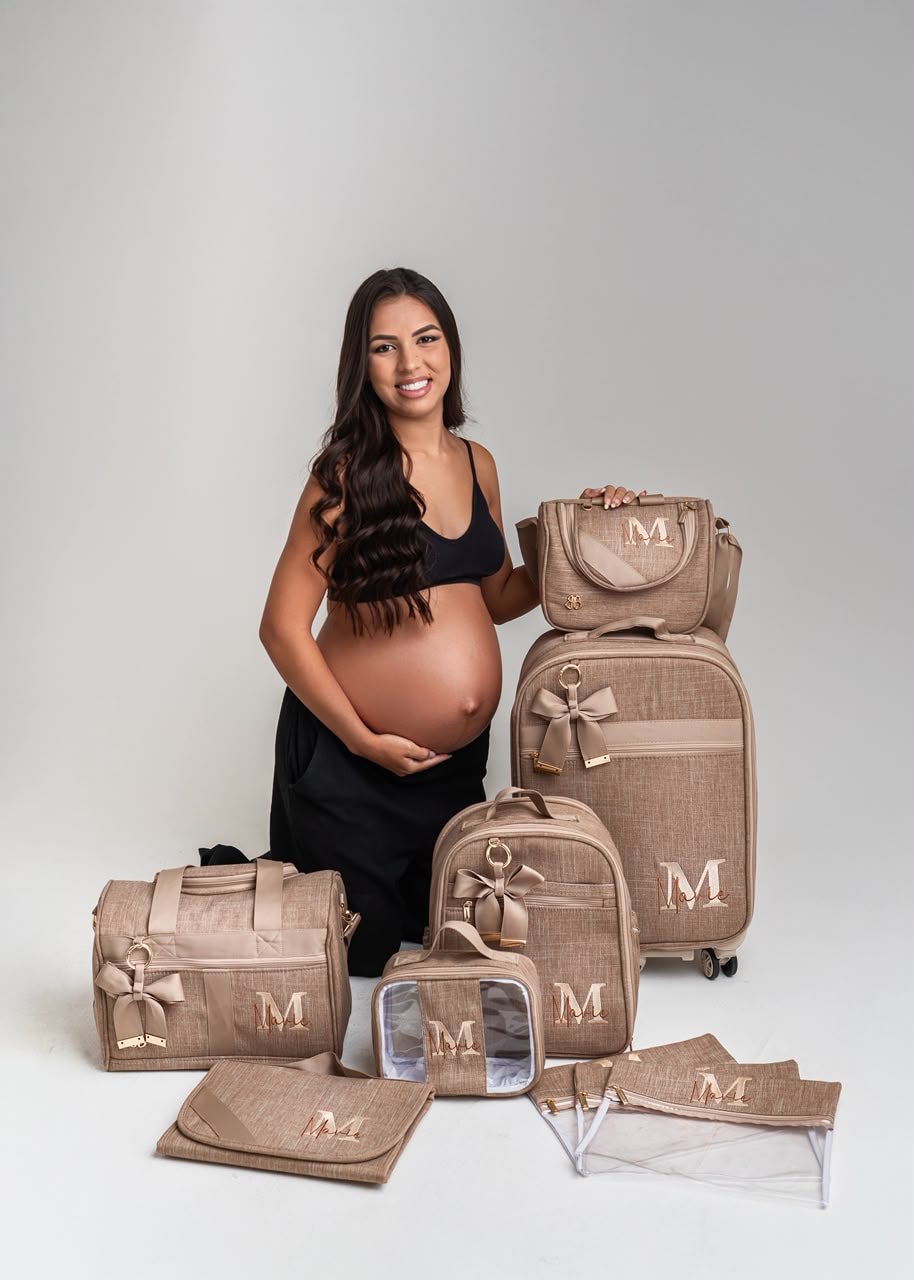 Mamãe BBkits com o seu kit de maternidade